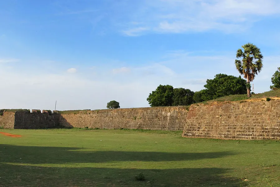 Fort Fredrick Trincomalee – Colonial History & Ocean Views in Sri Lanka