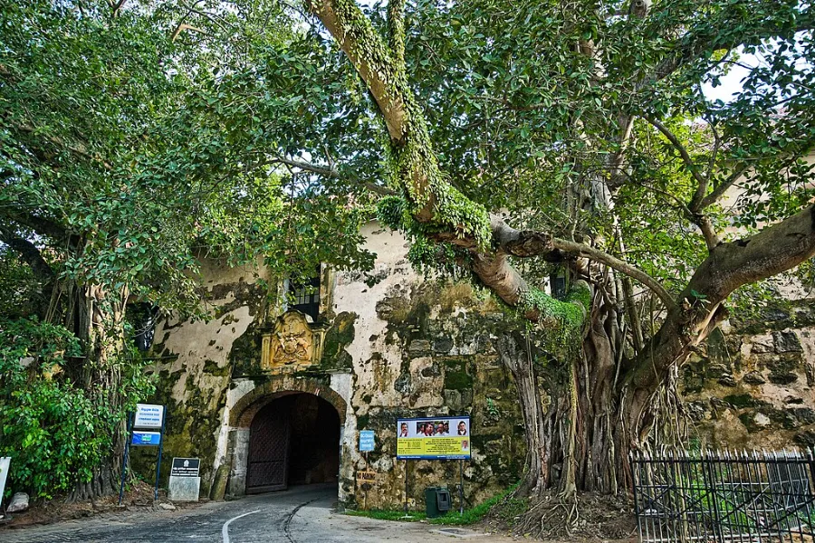 Galle Fort Sri Lanka – Colonial History, Shopping & Sunset Views