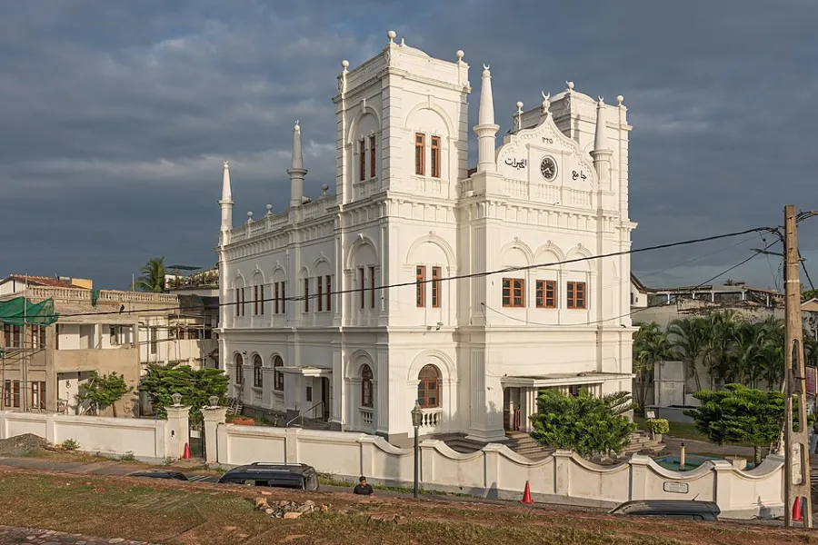 Galle Fort Sri Lanka – Colonial History, Shopping & Sunset Views