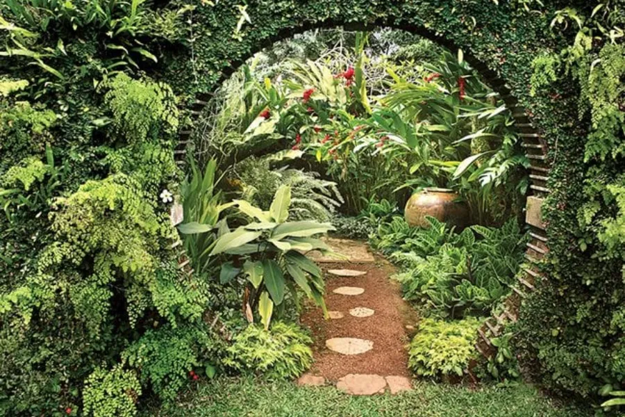Lunuganga Estate – Geoffrey Bawa’s Garden Masterpiece in Sri Lanka