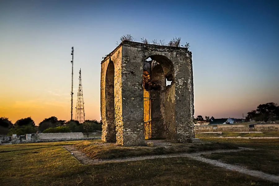 Jaffna Fort – Discover Sri Lanka’s Historic Northern Fortress