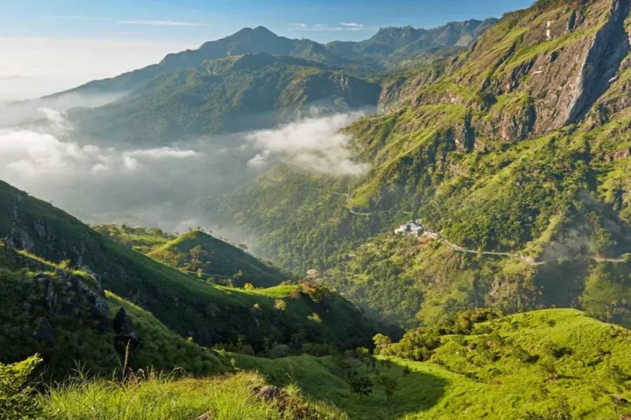 Little Adam’s Peak – Scenic Sunrise Hike in Ella’s Hill Country