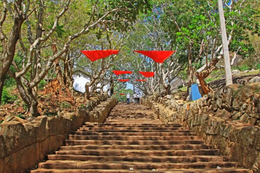 Mihintale – Sacred Hill Where Buddhism Began in Sri Lanka