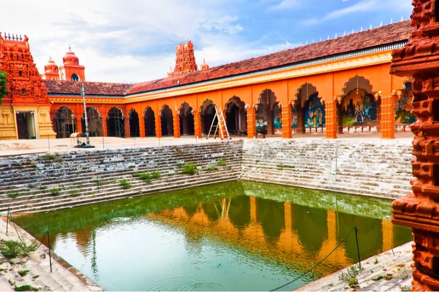 Nallur Kandaswamy Temple – Iconic Hindu Shrine in Jaffna, Sri Lanka