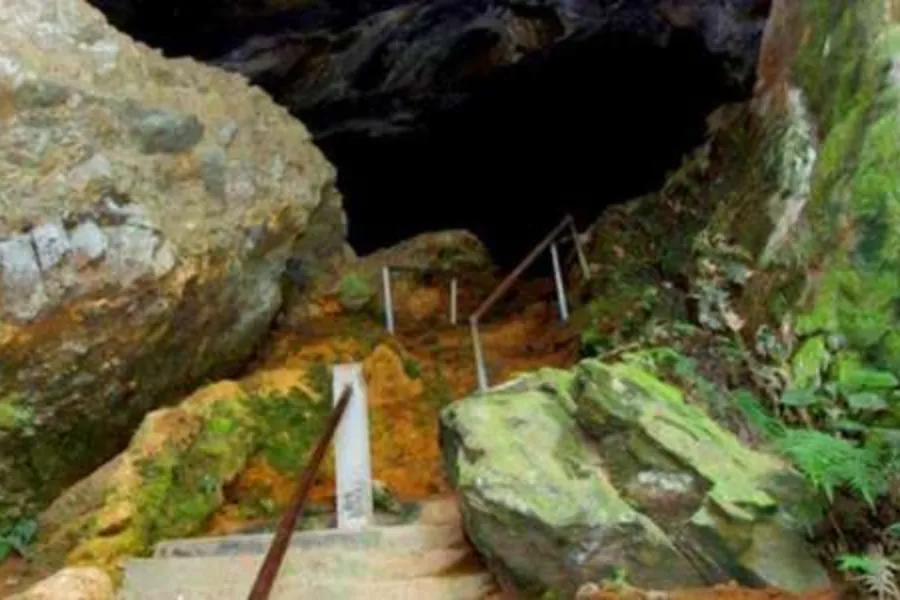 Ravana Cave – Uncover Sri Lanka’s Mythical Hideout