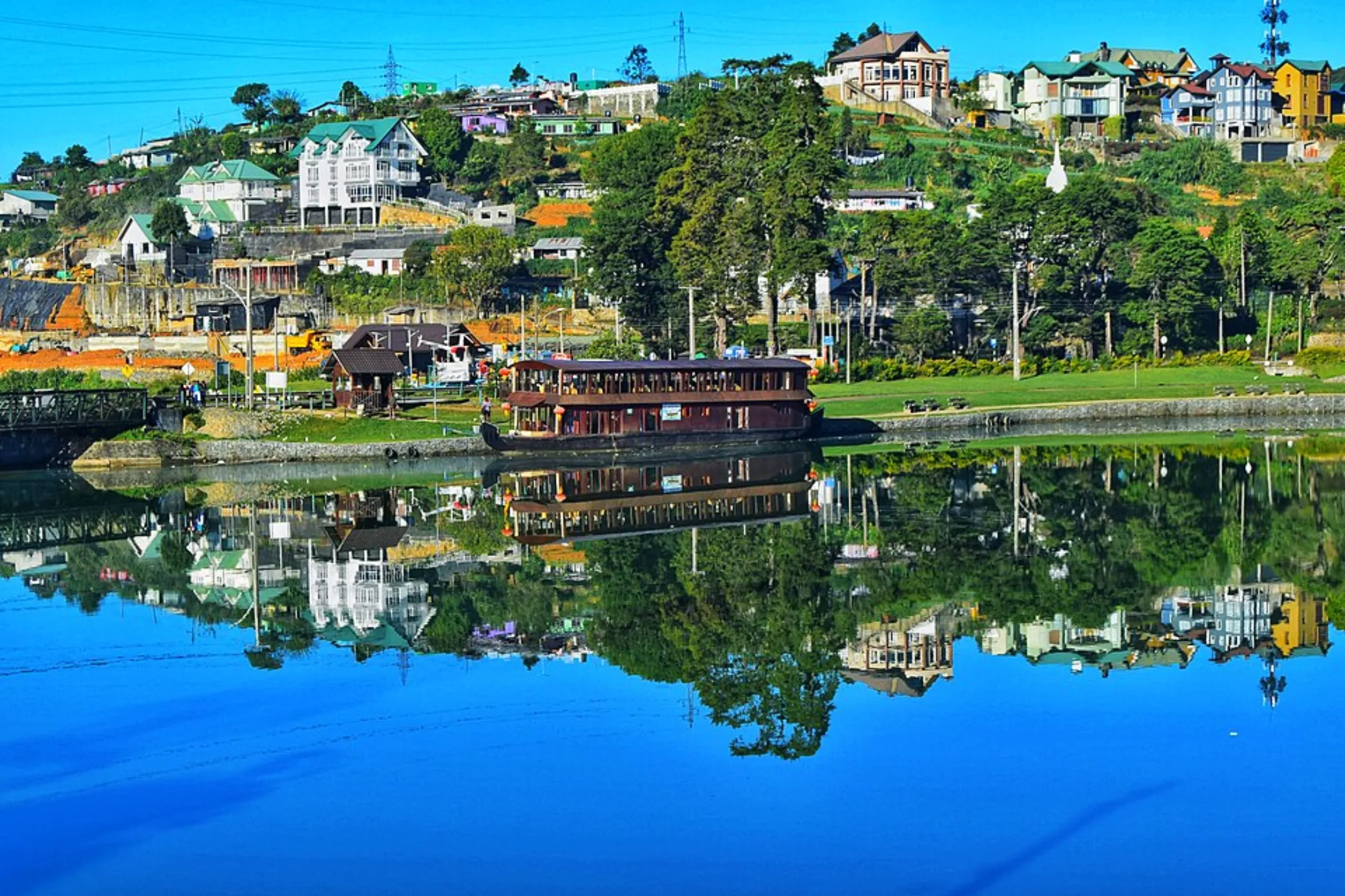 5 NIGHTS / 6 DAYS – WILDLIFE, TEA TRAILS & SOUTHERN BEACHES