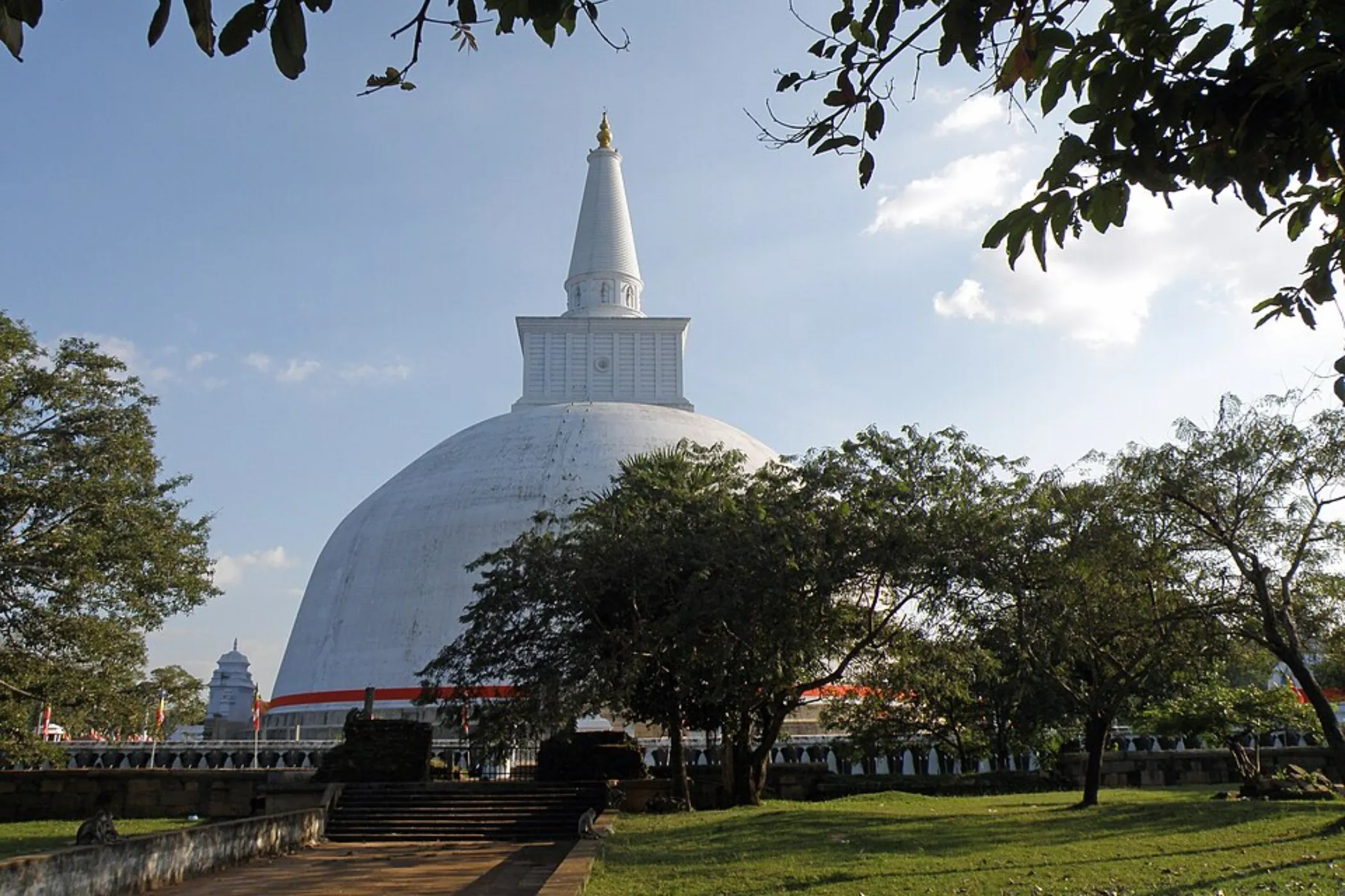 08 NIGHTS / 09 DAYS - WHISPERS OF LANKA: HIGHLANDS, HERITAGE & HIDDEN TRAILS | Viathra Leisure