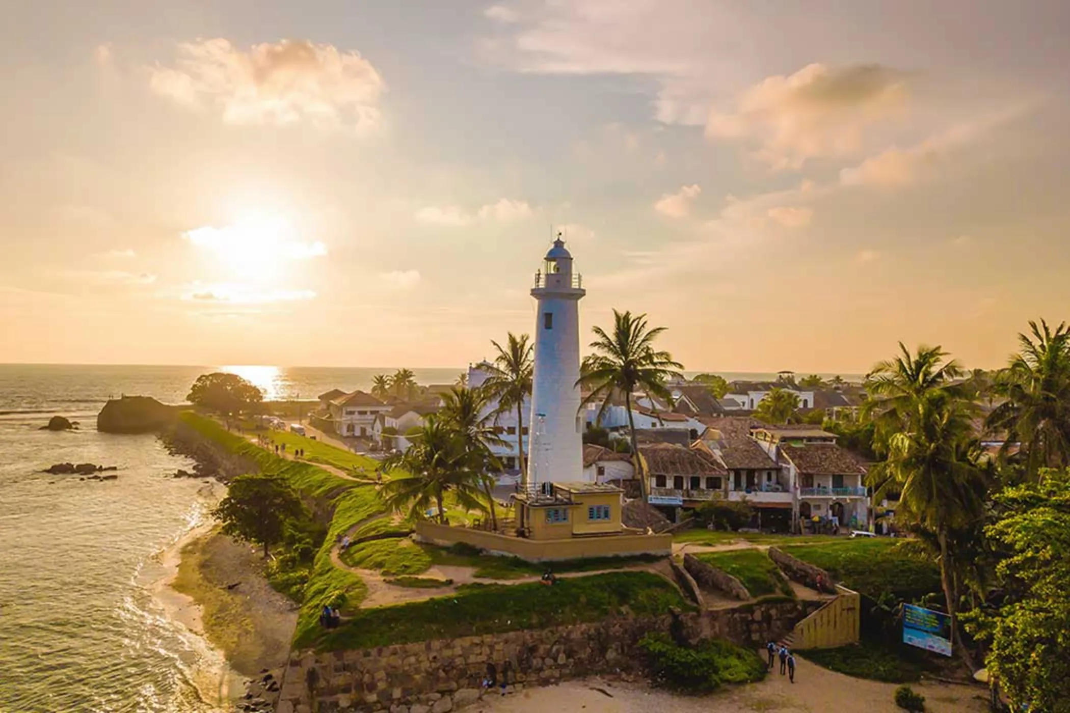 Serendib Sojourn: Sri Lanka's Best in 10 Days | Viathra Leisure