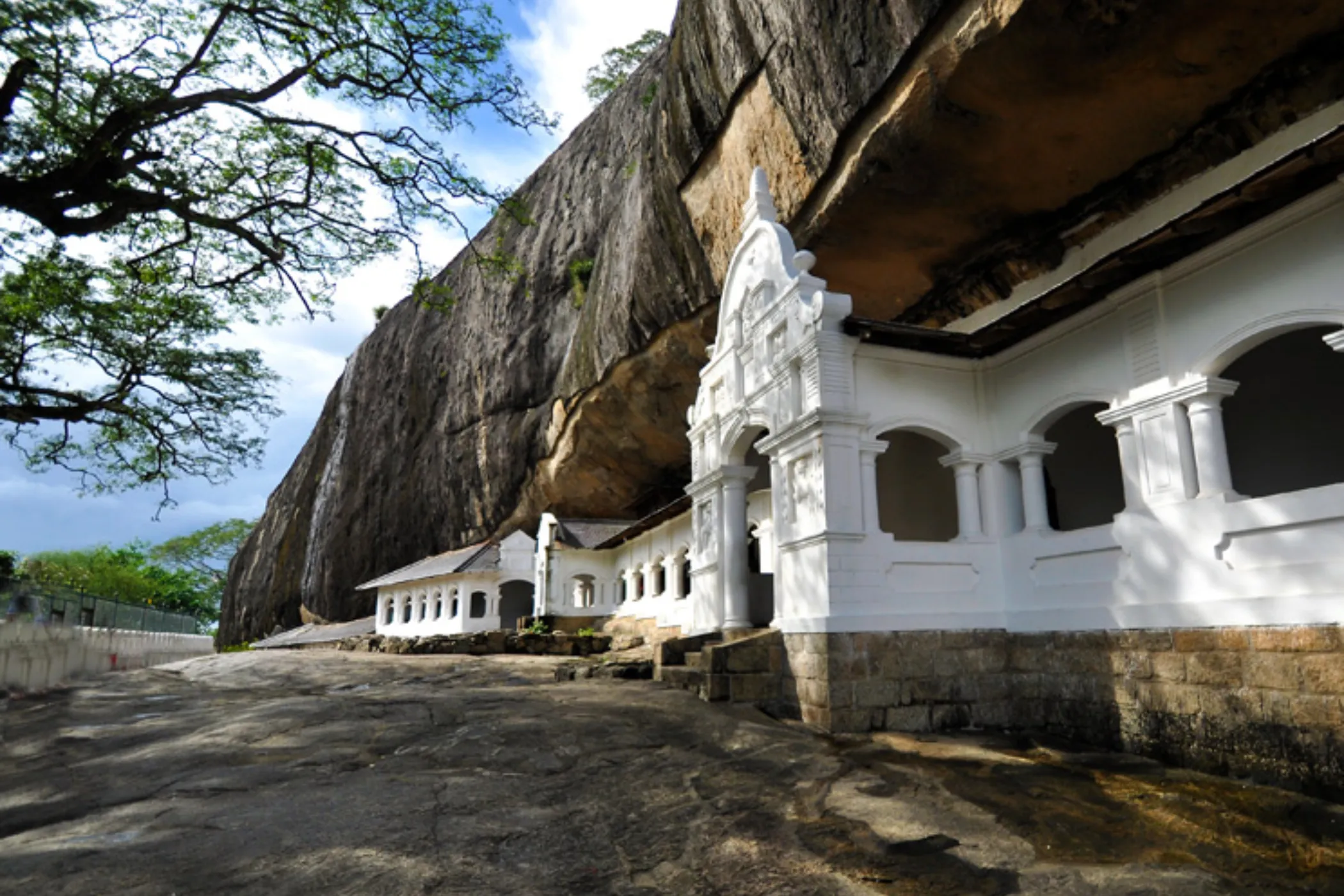 Wonders of Sri Lanka – 13 Nights / 14 Days | Viathra Leisure