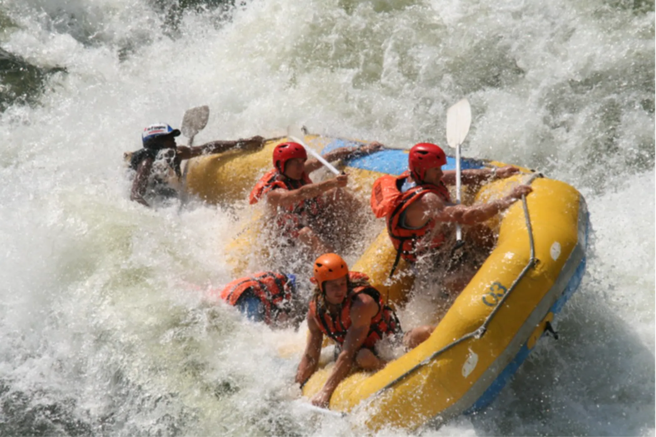 7-Day Adrenaline Escape in Sri Lanka: Rafting, Hiking & Ziplining Tour