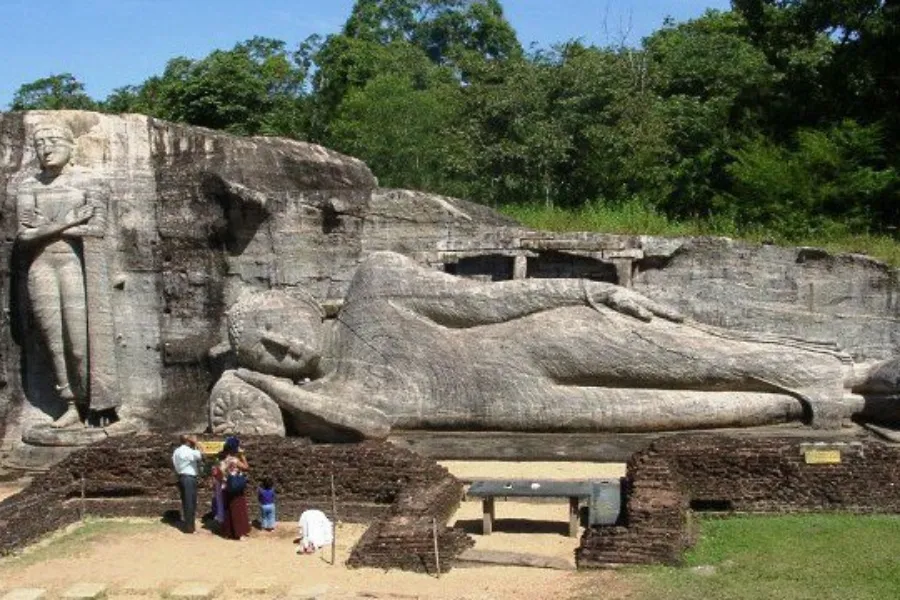 6 Nights / 7 Days – Heritage Trail of Sri Lanka | Viathra Leisure