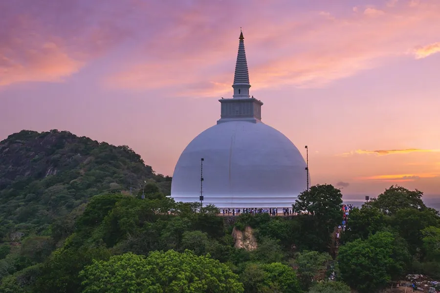 Sacred Sri Lanka: 7-Day Journey Through Ancient Kingdoms & Temples | Viathra Leisure