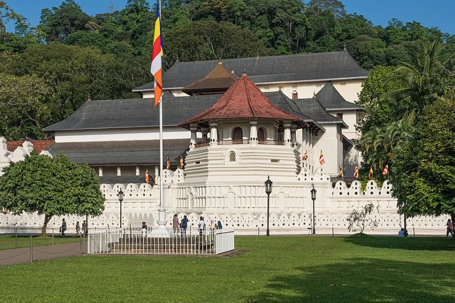 12-Day Northern Heritage & Cultural Trail of Sri Lanka – Anuradhapura to Kandy | Viathra Leisure