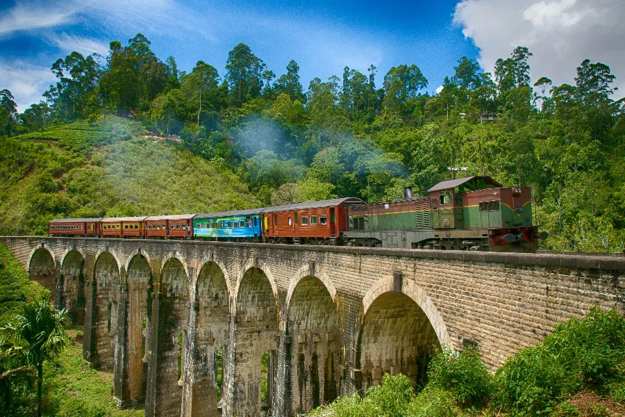 Sri Lanka Honeymoon Tour | 7-Day Romantic Getaway private Sri Lanka tour
