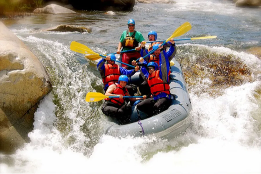 Kitulgala Adventure Day Tour with White-Water Rafting – All-Inclusive from Colombo, Bentota, or Negombo