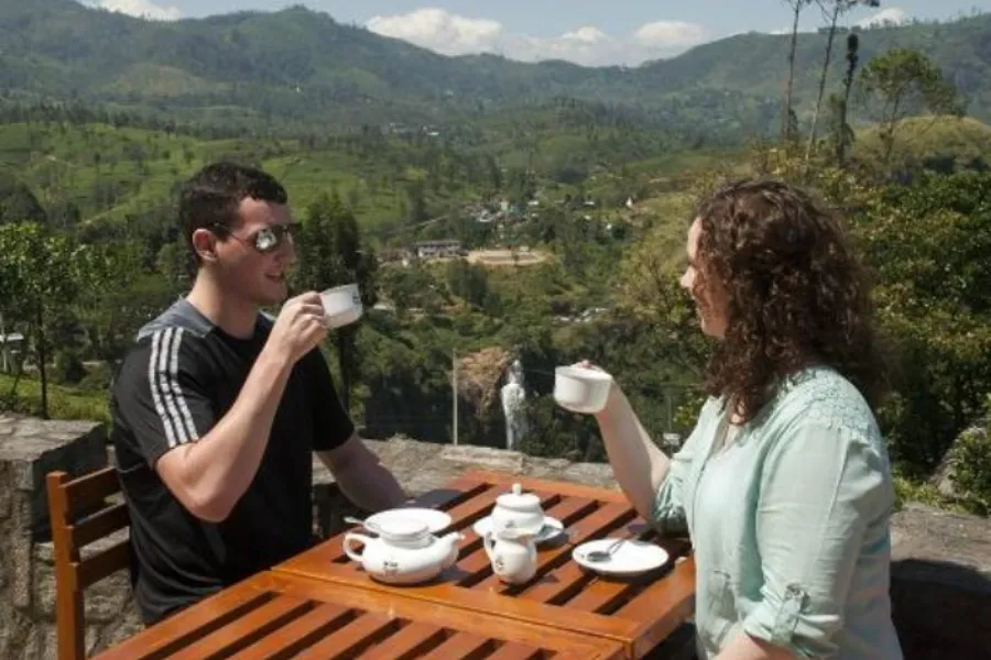 Kandy Royal Heritage Day Tour – All-Inclusive Cultural Experience from Colombo, Negombo, or Bentota | Viathra Leisure