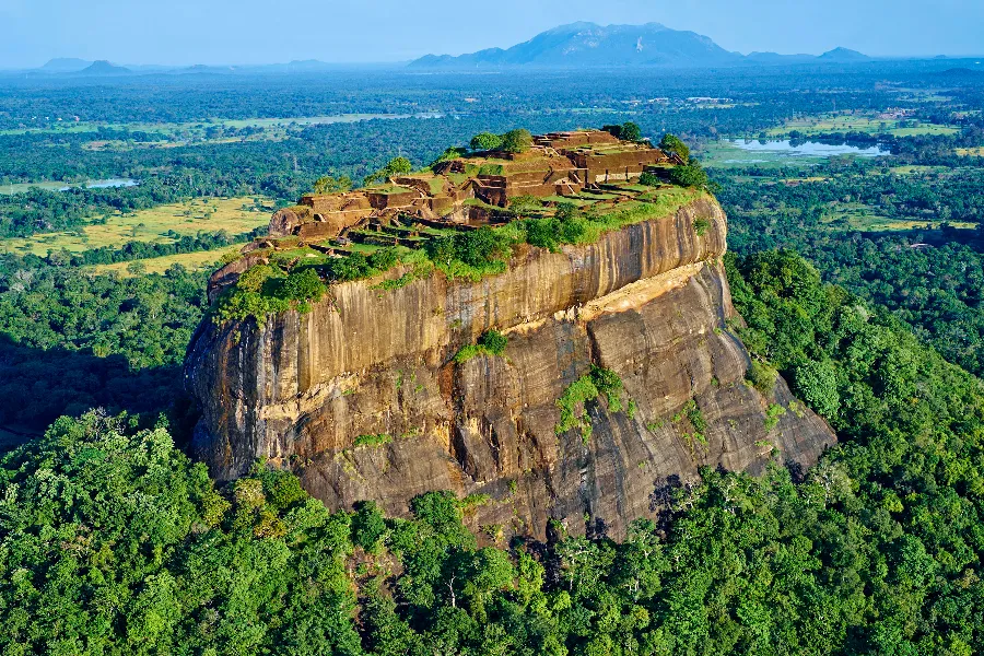 Sigiriya & Dambulla Day Tour from Colombo / Negombo / Bentota (All-Inclusive) | Viathra Leisure