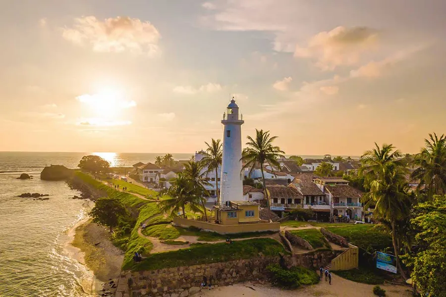 Mirissa Whale Watching & Galle Fort Tour – All-Inclusive Day Trip from Colombo or Bentota | Viathra Leisure